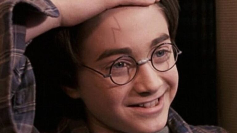 Harry Potter: The Origin of Harry Potter’s Lightning Scar Explained